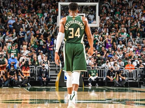b7cks|bucks game.